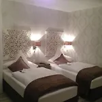 Hotel Haus Loewe Frechen
