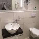 Haus Loewe Hotel Frechen