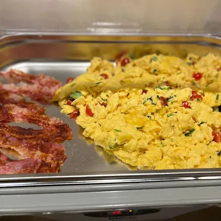 فندق Haus Loewe فريشن