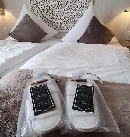 Отель Haus Loewe *