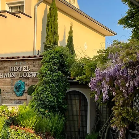 Haus Loewe *