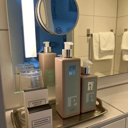 Haus Loewe Отель