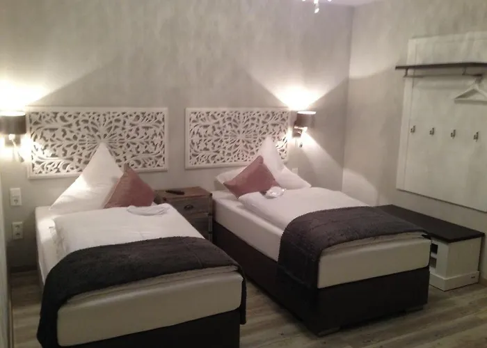 מלון Haus Loewe פרכן