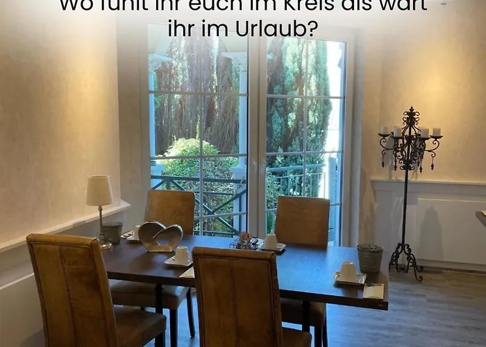 מלון Haus Loewe *